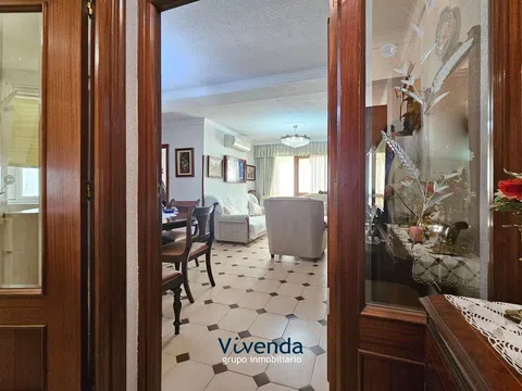 Flat in calle de Nuñomoral - Photo 8