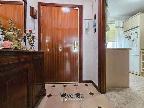 Flat in calle de Nuñomoral - Photo 9