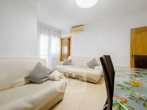Flat in calle Lardero - Photo 18