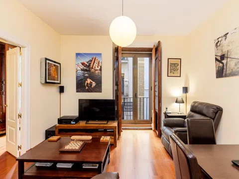Flat in calle de la Ruda - Photo 4