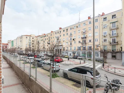 Flat in calle de San Emilio - Photo 16