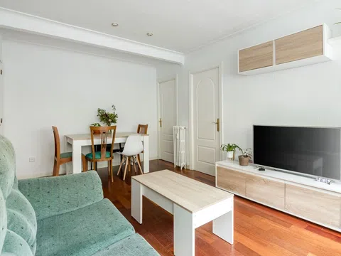 Flat in calle de San Emilio - Photo 5