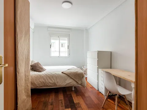 Flat in calle de San Emilio - Photo 8