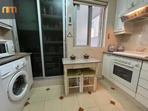 Flat in calle de Camarena - Photo 11