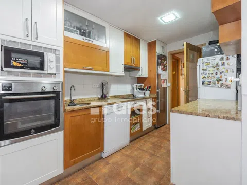 Flat in calle Burguete - Photo 5