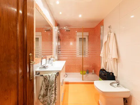 Flat in calle de Meléndez Valdés - Photo 18