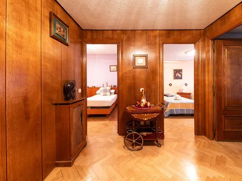 Flat in calle de Meléndez Valdés - Photo 5