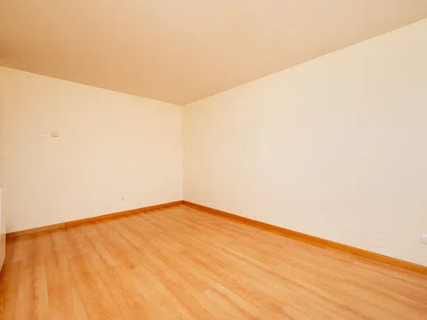 Flat in calle de Puentedey - Photo 4