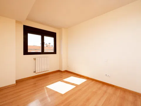 Flat in calle de Puentedey - Photo 5