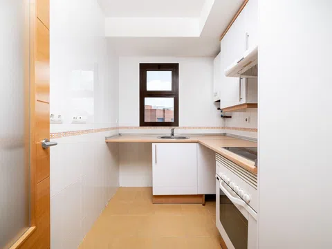 Flat in calle de Puentedey - Photo 8
