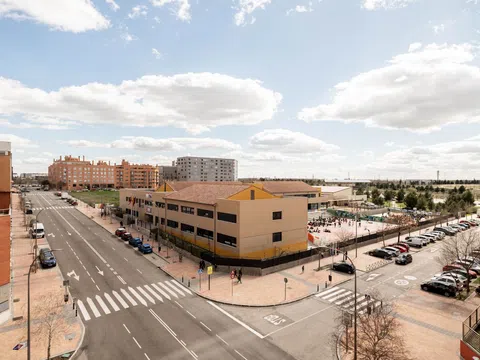 Flat in calle de Puentedey - Photo 10