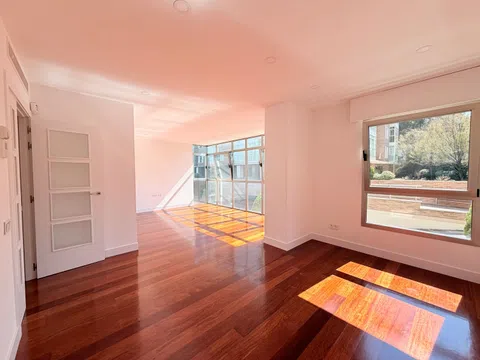 Flat in calle de Guisando - Photo 7