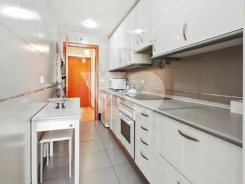 Flat in avenida de Logroño - Photo 11