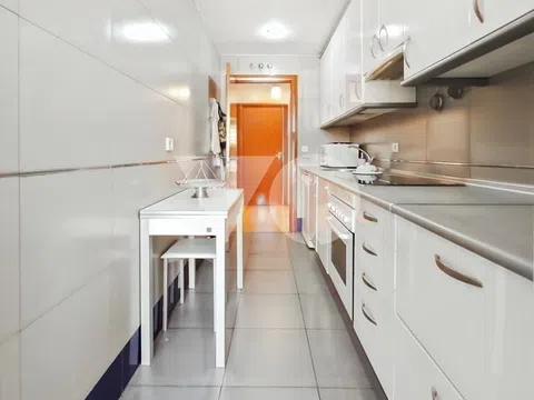 Flat in avenida de Logroño - Photo 12