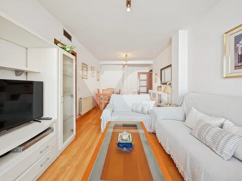 Flat in avenida de Logroño - Photo 5