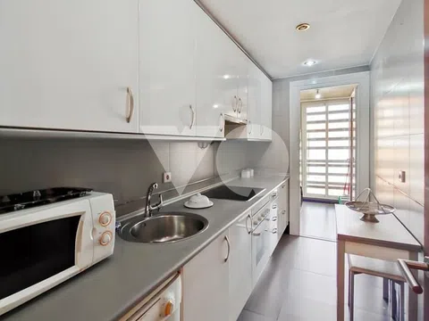 Flat in avenida de Logroño - Photo 8