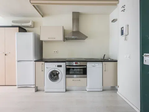 Duplex in avenida de Manoteras - Photo 9