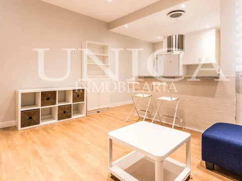 Flat - Photo 2