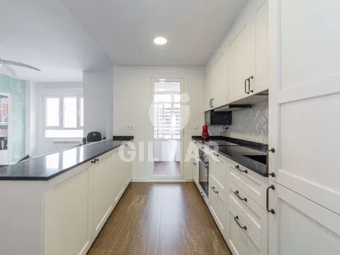 Flat - Photo 3