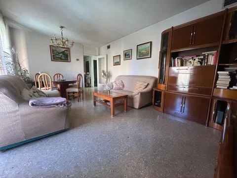 Flat in calle de Hinojosa del Duque - Photo 2