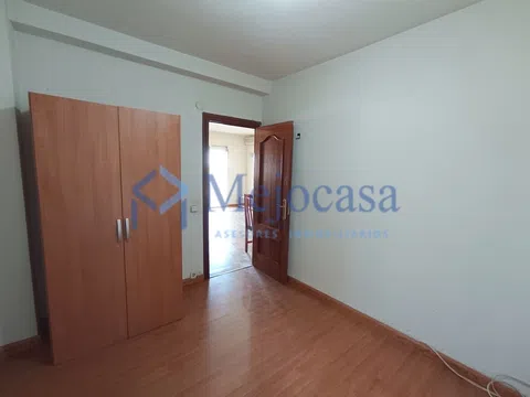 Flat in calle de Mota del Cuervo - Photo 14