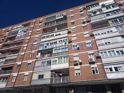 Flat in calle de Mota del Cuervo - Photo 19