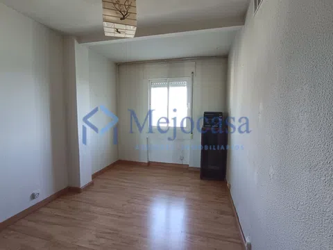 Flat in calle de Mota del Cuervo - Photo 7