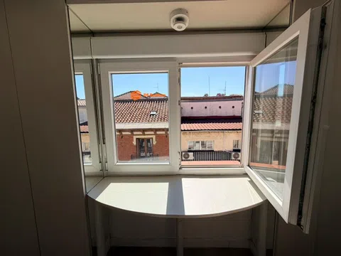 Studio in calle de Piamonte - Photo 3
