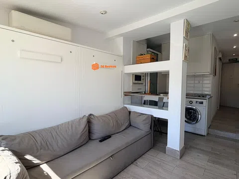Studio in calle de Piamonte - Photo 4