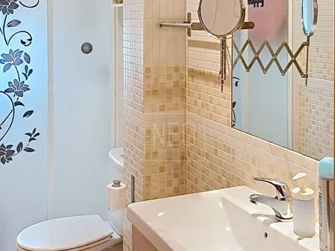 Flat in calle de Víctor Manuel III - Photo 17