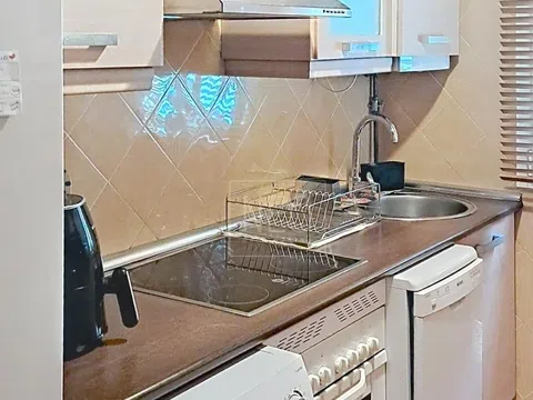 Flat in calle de Víctor Manuel III - Photo 10
