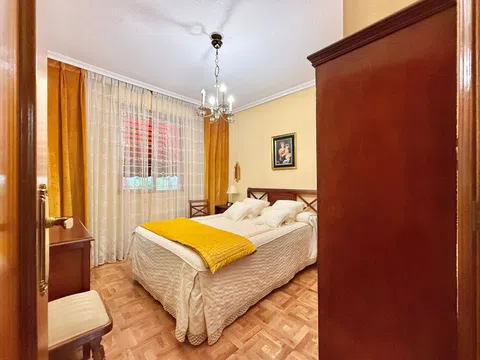 Flat in calle de Belzunegui - Photo 2