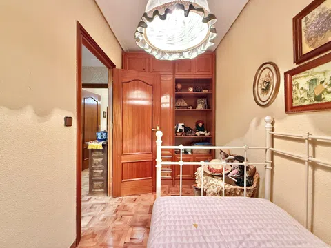 Flat in calle de Belzunegui - Photo 18