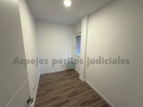 Flat in calle de Tánger - Photo 5