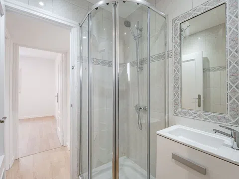 Flat in CL San Mario - Photo 13