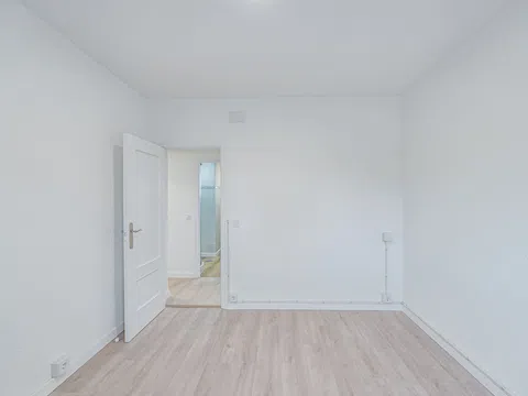 Flat in CL San Mario - Photo 9