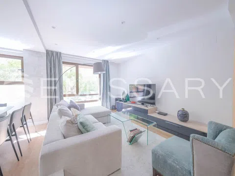 Flat in calle de García de Paredes, 25 - Photo 4