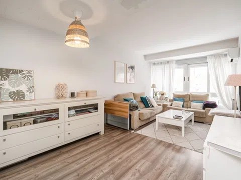 Flat in calle de Clara del Rey - Photo 5