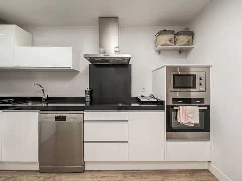 Flat in calle de Clara del Rey - Photo 10