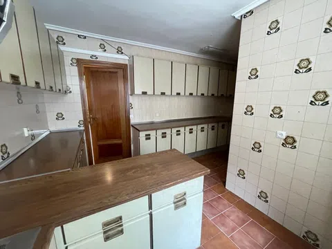 Flat in calle de Alonso Saavedra - Photo 14