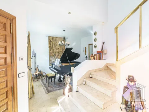 Detached house - Photo 10