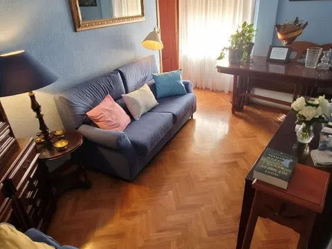 Flat in calle de la Plata - Photo 3