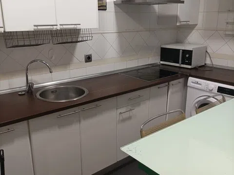 Flat in calle de los Tres Peces - Photo 3