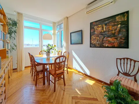 Penthouse in calle de Ibiza - Photo 5