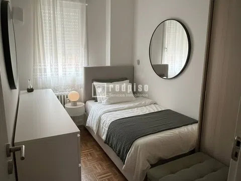 Flat in avenida del General Perón - Photo 19