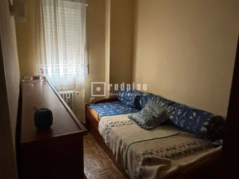 Flat in avenida del General Perón - Photo 10