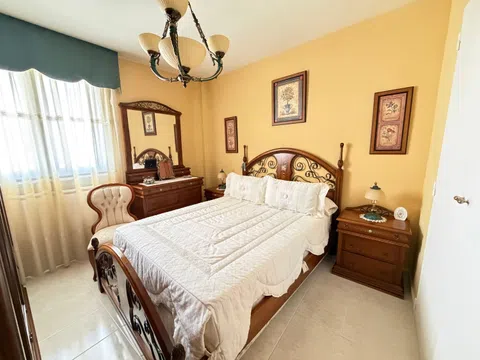 Flat in calle Puerto de las Pilas - Photo 8