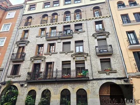Flat in calle de Martín de los Heros - Photo 1