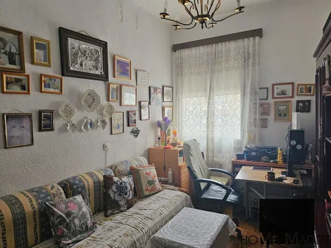 Flat in calle de Martín de los Heros - Photo 2