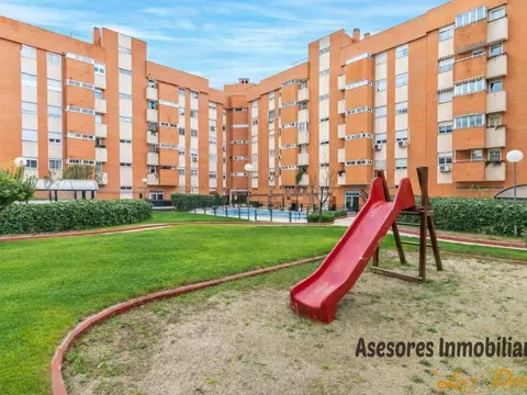 Flat in calle de Sofía - Photo 3